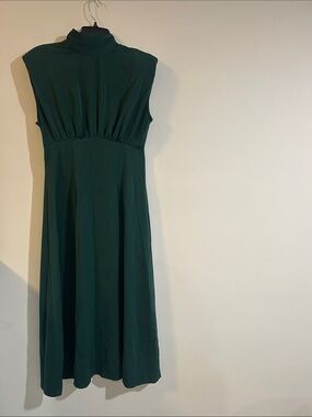 SHEIN Dark Green Sleeveless Midi Dress with High Neck